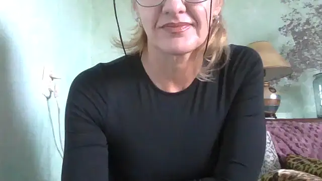 TianaQLove online show from 11, 10, 2025