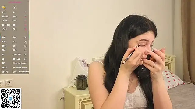 Snapshot of EnricaElis chatting on 6, 2, 2026 EnricaElis online show from 6, 2, 2026