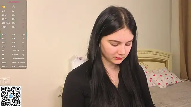 Snapshot of EnricaElis chatting on 8, 2, 2026 EnricaElis online show from 8, 2, 2026