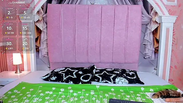 mishell lovely online show from 6, 11, 2025