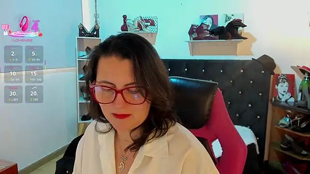 D Martii online show from 10, 10, 2025