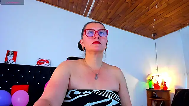 D Martii online show from 7, 11, 2025