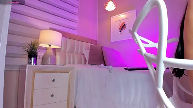  paula x online show from 21, 10, 2025