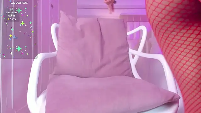  paula x online show from 25, 10, 2025