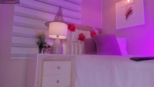  paula x online show from 1, 11, 2025