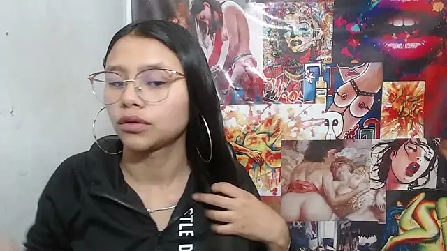 SofieLove 01 online show from 19, 10, 2025