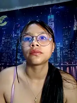 SofieLove 01 online show from 2, 3, 2026