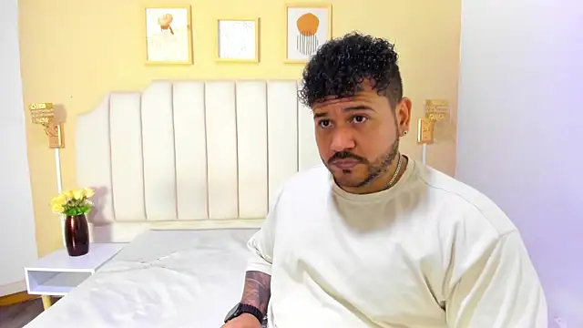 Snapshot of michael_hill1 chatting on 7, 11, 2025 michael hill1 online show from 7, 11, 2025