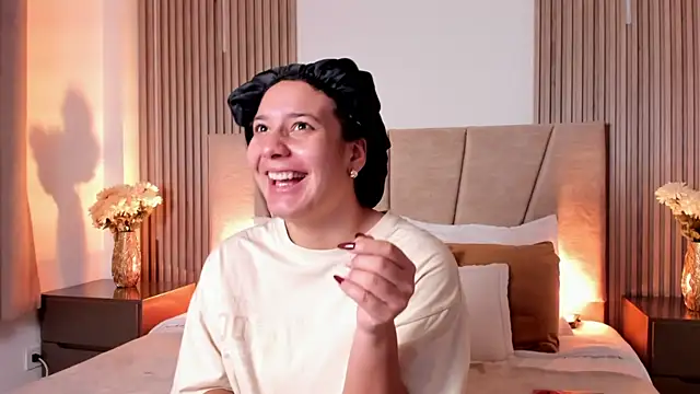 Rachell Jamess online show from 3, 10, 2025