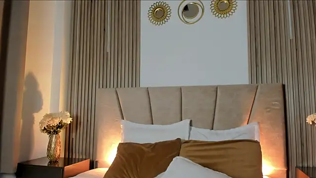 Rachell Jamess online show from 12, 10, 2025