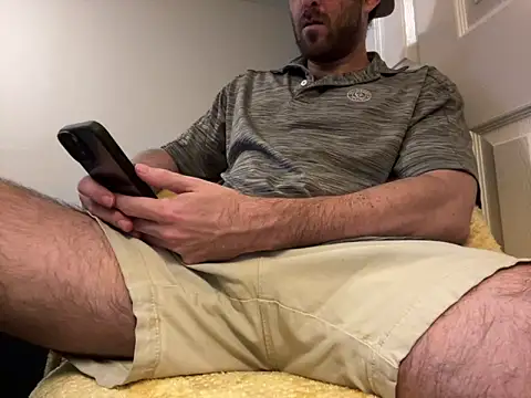 straightguy2233 online show from 5, 10, 2025