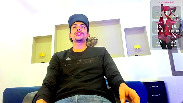 Snapshot of Tommy_kurtt chatting on 6, 11, 2025 Tommy kurtt online show from 6, 11, 2025