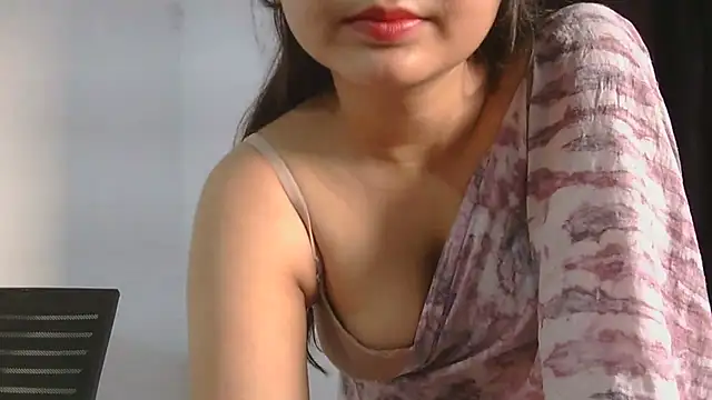Cute-Bacchi online show from 24, 9, 2025