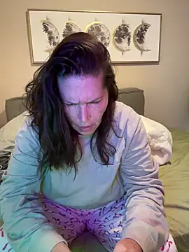 petalsexy online show from 4, 11, 2025