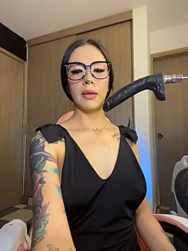 Snapshot of ValentinaBianchi chatting on 2, 11, 2025 ValentinaBianchi online show from 2, 11, 2025