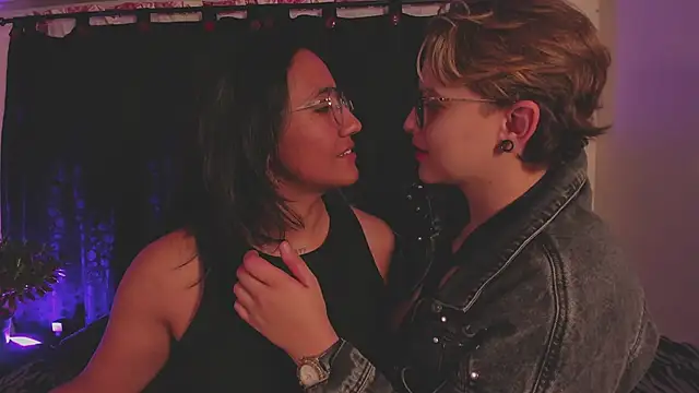 CrazyCakes  online show from 12, 9, 2025