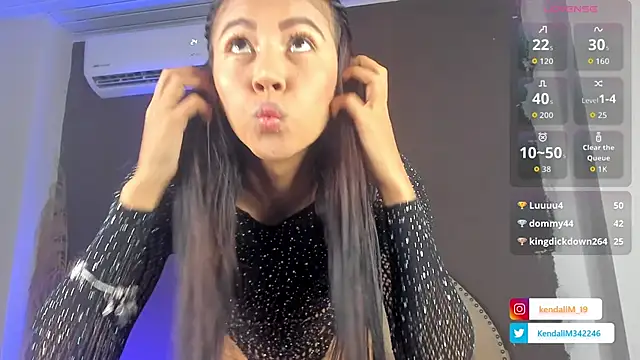  Kendall 19 online show from 25, 11, 2025