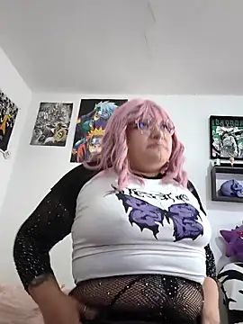 Snapshot of XxGreenGoodxX chatting on 9, 10, 2025 XxGreenGoodxX online show from 9, 10, 2025