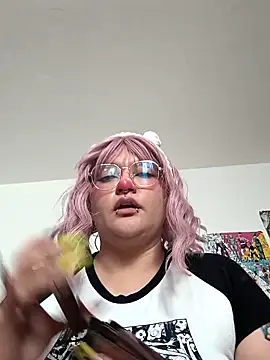 Snapshot of XxGreenGoodxX chatting on 12, 10, 2025 XxGreenGoodxX online show from 12, 10, 2025