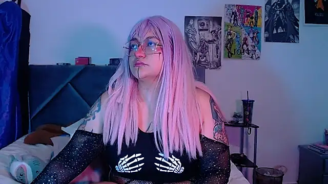 Snapshot of XxGreenGoodxX chatting on 16, 11, 2025 XxGreenGoodxX online show from 16, 11, 2025