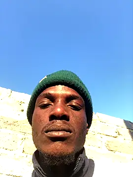 cuminsidebby online show from 10, 10, 2025