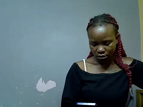 Snapshot of Sweetlanah chatting on 28, 10, 2025 Sweetlanah online show from 28, 10, 2025