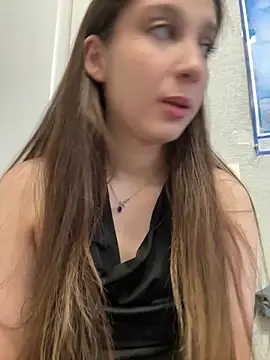 yourfavpsy  online show from 2, 4, 2026