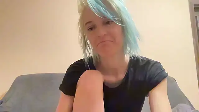 Snapshot of Lea_Elfie chatting on 21, 3, 2026 Lea Elfie online show from 21, 3, 2026