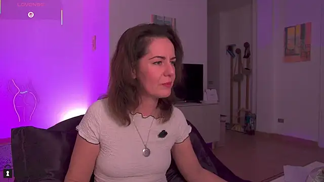 Snapshot of Witch_in_Silk chatting on 14, 11, 2025 Witch in Silk online show from 14, 11, 2025