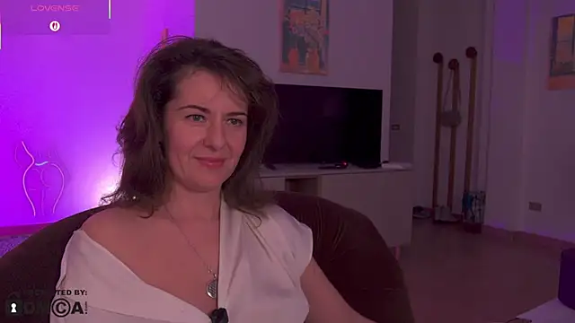 Snapshot of Witch_in_Silk chatting on 19, 11, 2025 Witch in Silk online show from 19, 11, 2025