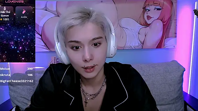 SophieAsh online show from 8, 11, 2025