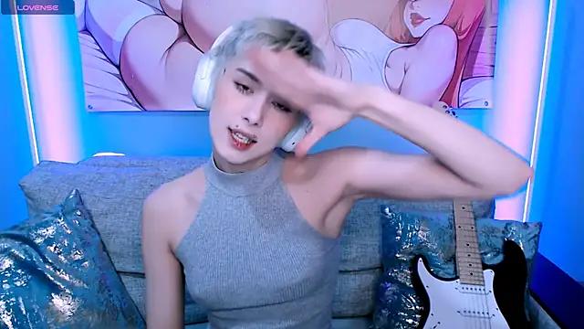 SophieAsh online show from 23, 11, 2025