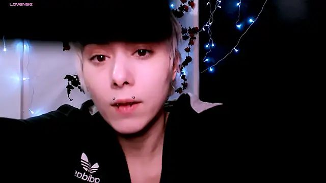 SophieAsh online show from 12, 1, 2026