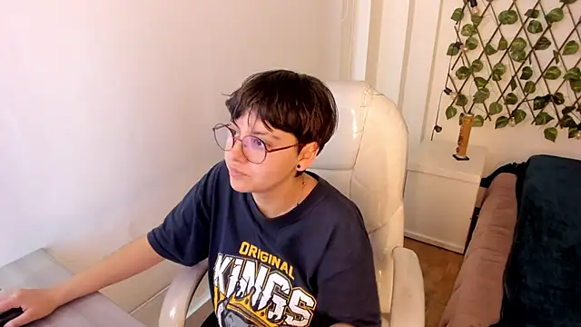 Snapshot of Nathaly_ds chatting on 12, 11, 2025 Nathaly ds online show from 12, 11, 2025