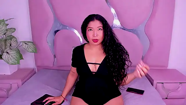 Snapshot of eithanasm chatting on 9, 10, 2025 eithanasm online show from 9, 10, 2025