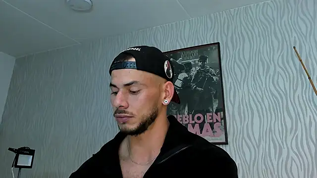 Snapshot of dylan_jacobx chatting on 4, 3, 2026 dylan jacobx online show from 4, 3, 2026