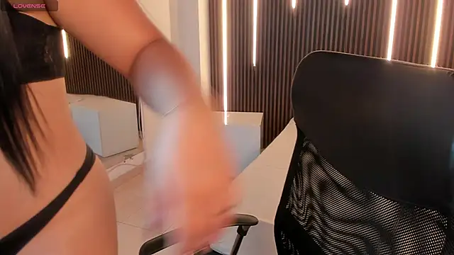 sofiacaramel online show from 20, 11, 2025