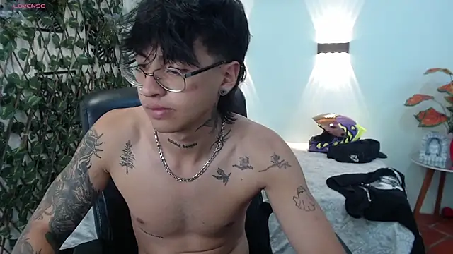 derekfly online show from 12, 9, 2025