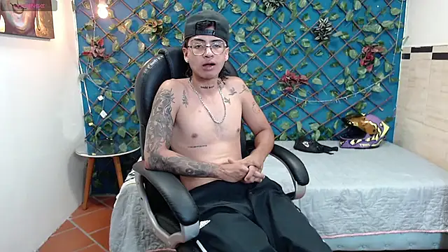 derekfly online show from 4, 10, 2025