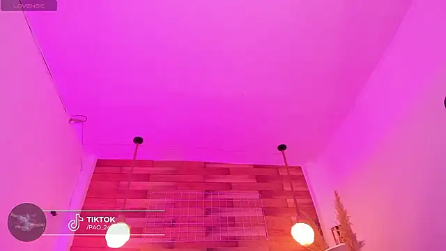 Emily brown04 online show from 13, 3, 2026