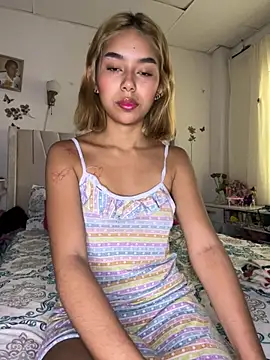 Sey pretty online show from 4, 2, 2026