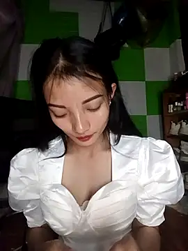 Snapshot of tdtd98 chatting on 15, 10, 2025 tdtd98 online show from 15, 10, 2025