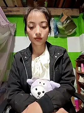 Snapshot of tdtd98 chatting on 21, 10, 2025 tdtd98 online show from 21, 10, 2025