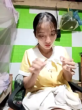 Snapshot of tdtd98 chatting on 31, 10, 2025 tdtd98 online show from 31, 10, 2025