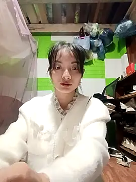 Snapshot of tdtd98 chatting on 24, 11, 2025 tdtd98 online show from 24, 11, 2025