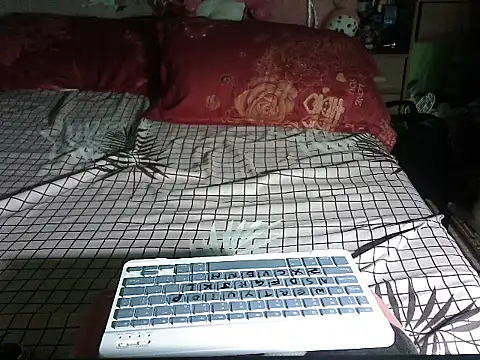 BigClit Ayana online show from 11, 10, 2025