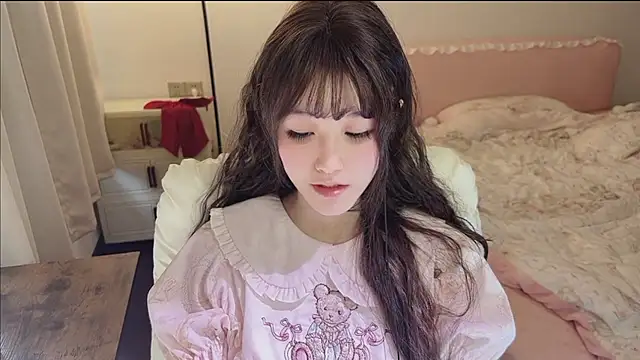 Snapshot of FuFu-puff chatting on 3, 3, 2026 FuFu-puff online show from 3, 3, 2026