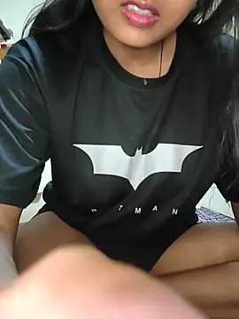 RAYI Queen 2 online show from 20, 3, 2026