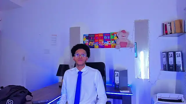 Snapshot of DEAMOL chatting on 14, 11, 2025 DEAMOL online show from 14, 11, 2025