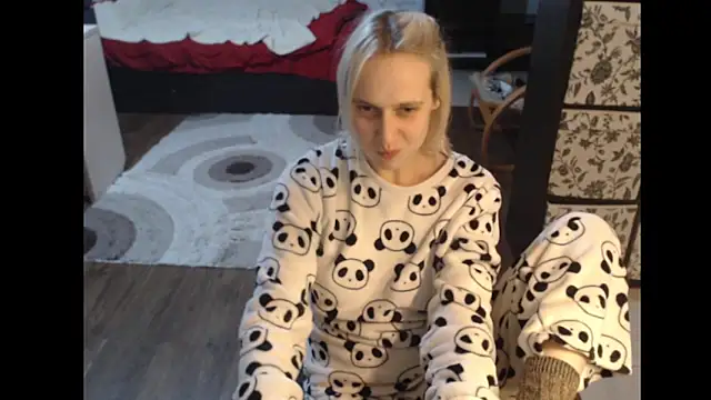 Ur SweetLuckyGirl777 online show from 27, 9, 2025